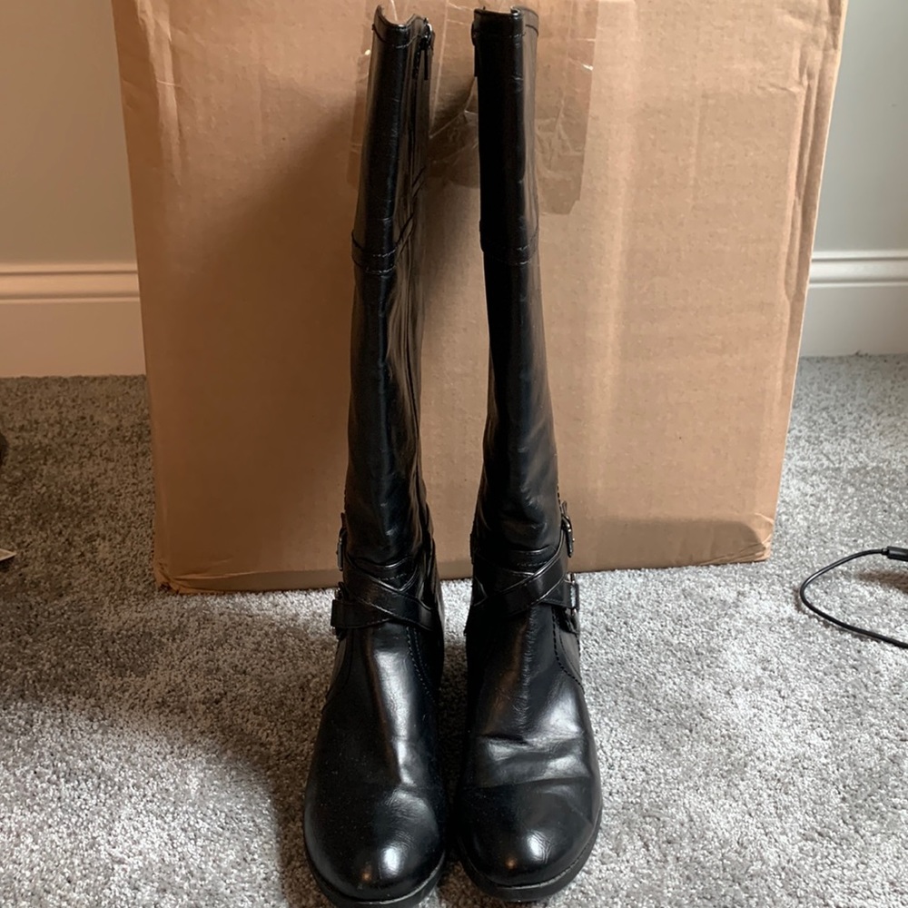 Barely worn wide calf boots